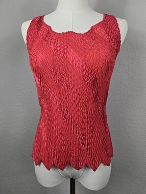Vintage Y2K Red Crinkle Pleated Top Stretch Chevron Wearable Art M